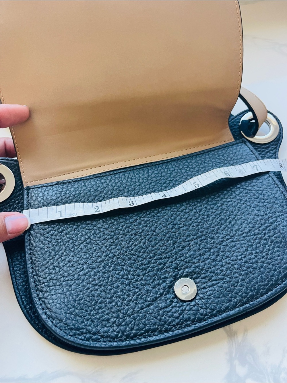 Michael Kors Pebbled Leather Fanny pack / belt bag with Silver Rings - Picture 4 of 4